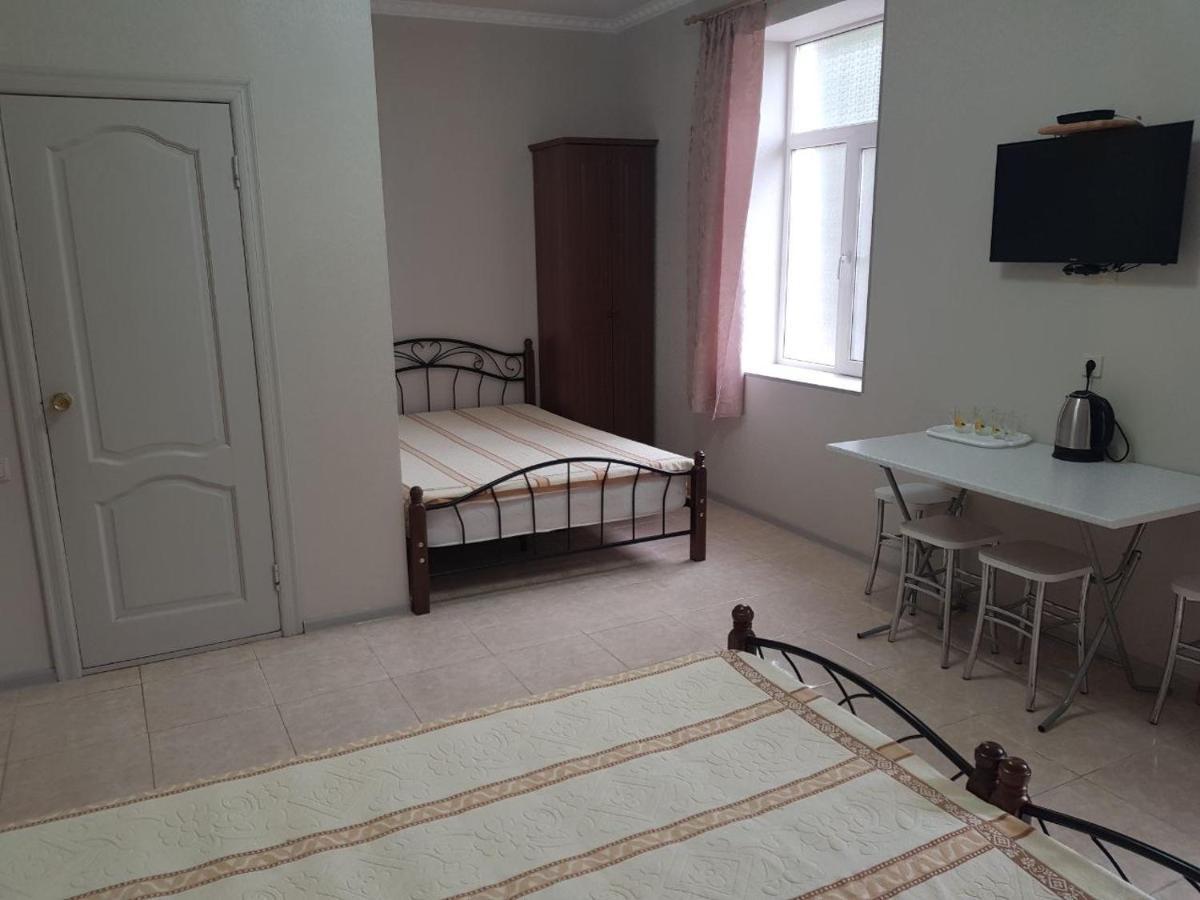 Guest House Gorny Ruchei Gagra Ngoại thất bức ảnh